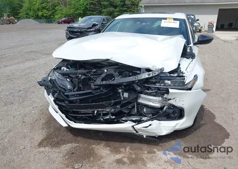 2022 Honda Accord Sport 2.0T z USA, uszkodzony, nr VIN 1HGCV2F30NA024071